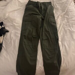 Women’s Olive Cargo Pants